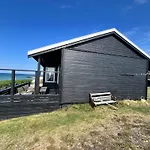 Welcoming Right Down To The Water * Rørvig